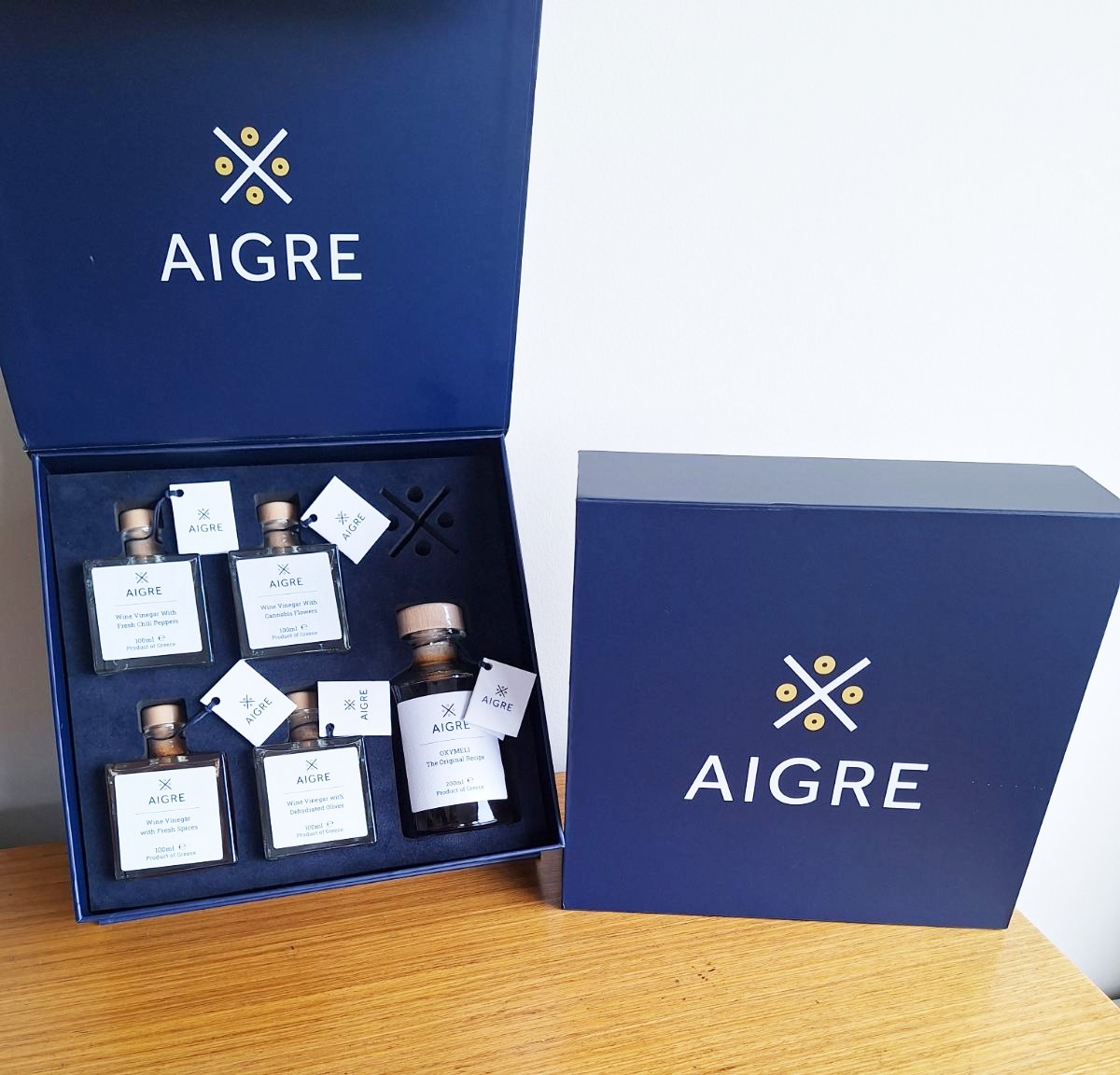 aigre gift box